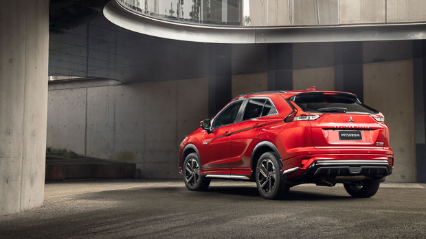 Mitsubishi Eclipse Cross PHEV 2023: vehicle-to-load capabilities added as part of MY23 update