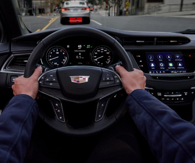 cadillac, consumer reports, luxury suv, only 1 new cadillac is recommended by consumer reports in 2023