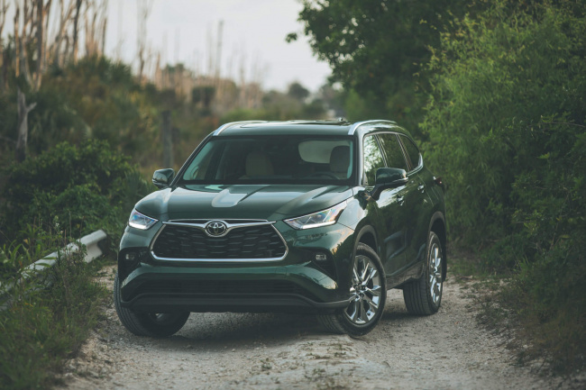 highlander, small midsize and large suv models, toyota, 2023 toyota highlander limited review: a fresh take on a reliable classic