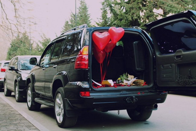 car news, carpool, new valentine’s day survey reveals what aussies love most about their cars