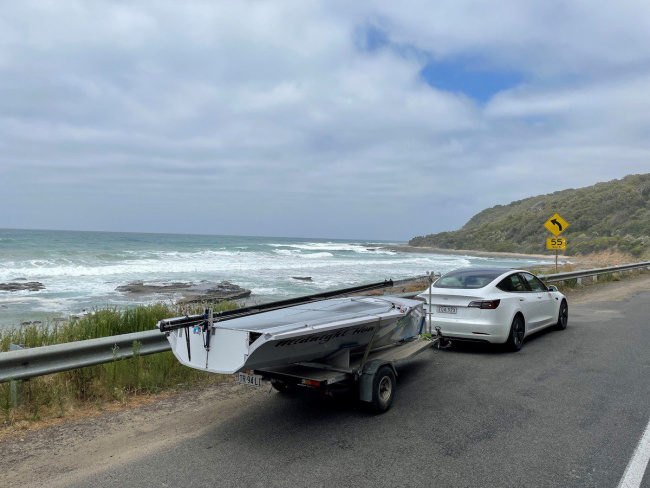 evs can’t tow? tesla offers an official tow-pack for model y in australia