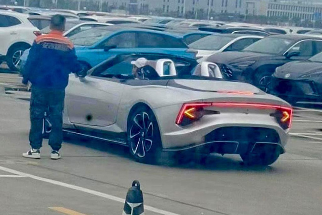cyberster, car news, coupe, electric cars, performance cars, spy pics, production-spec mg cyberster spotted