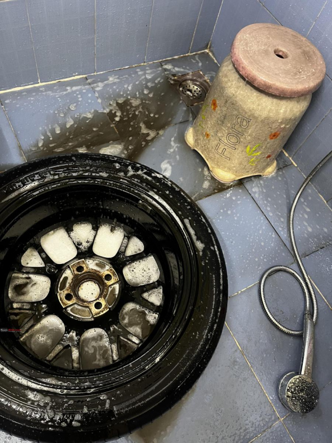DIY: Deep cleaning my Honda City's alloy wheels & brake calipers, Indian, Member Content, Honda City, Alloy wheels