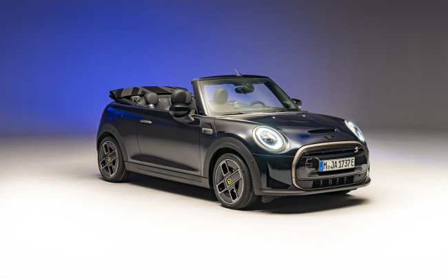 convertibles, cooper se, electric cars, hatch, mini, mini electric, electric mini convertible unveiled and set for limited production run of just 999 examples