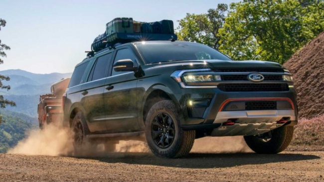 expedition, ford, suvs, ford mysteriously testing the new toyota land cruiser in michigan. is a new ford suv in the works?