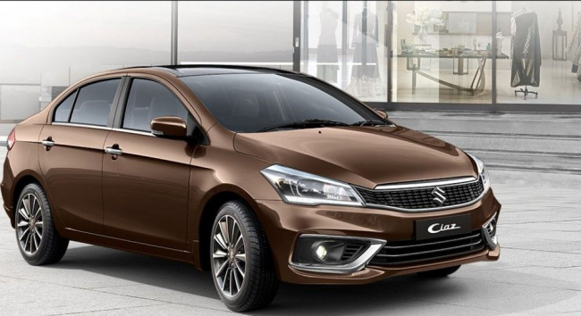 , updated maruti suzuki ciaz launched with additional safety features, new dual tone paint finishes