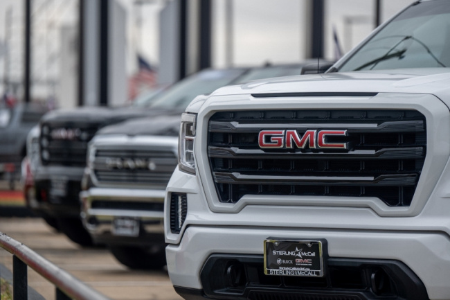 new cars, trucks, consumer reports finds new pickup truck reliability troubling