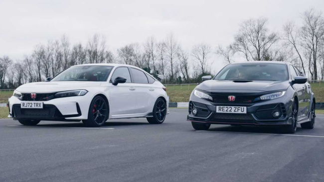 New 2023 Honda Civic Type R drag races the previous-generation version.