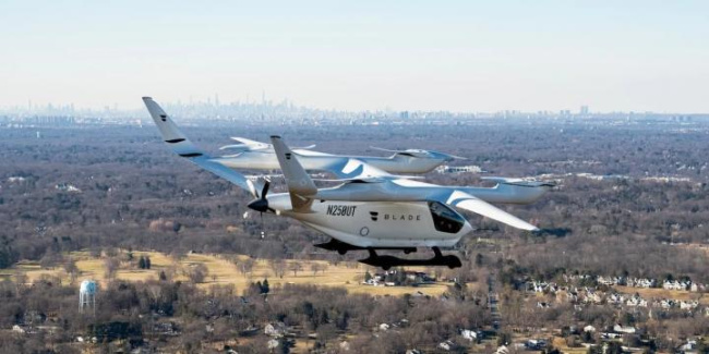 Electric air taxi takes its 1st successful flight in New York, Indian, Commercial Vehicles, Electric Vehicles, International