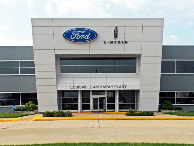 Ford idles Escape production facility