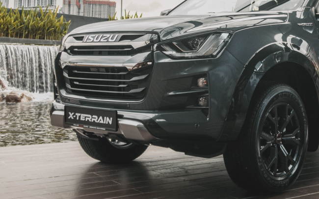 auto news, 2023 isuzu d-max, isuzu malaysia, d-max x-terrain, 2023 d-max updates, 2023 isuzu d-max now enhanced with new exciting features and colours - from rm94k