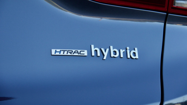 2023, auto, hybrid, hybrid suv, hyundai, large suv, santa fe, turbo, 2023 hyundai santa fe highlander hybrid review