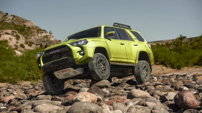 4runner, small midsize and large suv models, toyota, the most expensive toyota 4runner has a long list of features