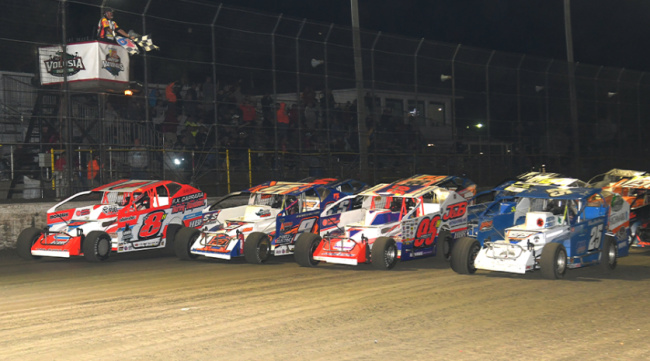 Heavy Rain Cancels Friday’s Portion Of DIRTcar Nationals