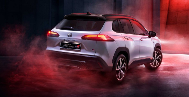 auto news, 2023, umw toyota, corolla cross, gr sport, sepang, launch, gazoo racing, 2023 toyota corolla cross gr sport launched at rm142k - best looking c-segment suv?