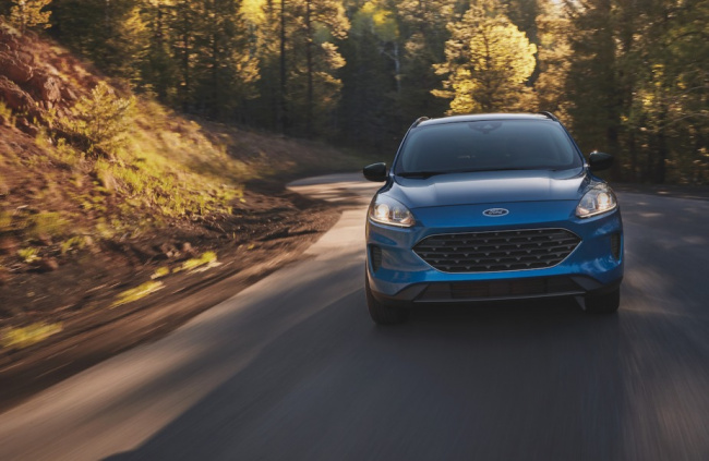 escape, ford, insurance, which ford has the lowest insurance cost with a poor credit