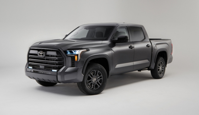toyota, tundra, 3 reasons to buy the 2023 toyota tundra and 3 reasons to not