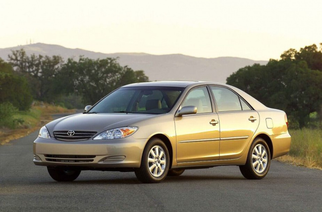 camry, toyota, used cars, a used toyota camry can outlast these 4 popular cars