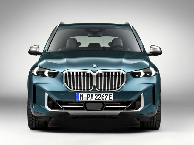 BMW updates X5 and X6 for mid-year arrival