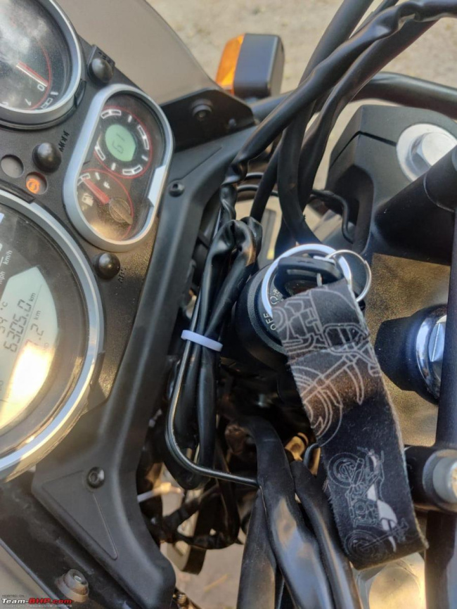 Installed new mirrors, 12V socket & medical ID on my 2022 RE Himalayan, Indian, Member Content, 2022 Royal Enfiled Himalayan, Accessories, mirrors