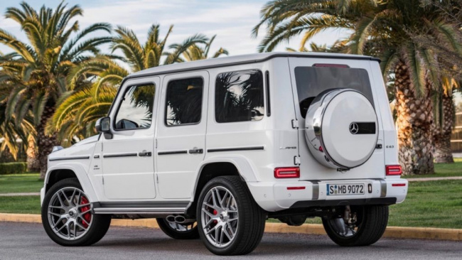 Mercedes-Benz G-Class: electrified baby G-Wagen reportedly in the works, could rival Land Rover Defender