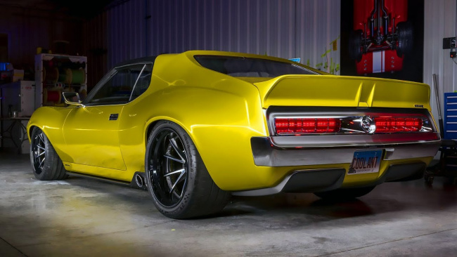this 1,036 hp hellcat-powered amc javelin amx is the coolest thing you never knew you needed !