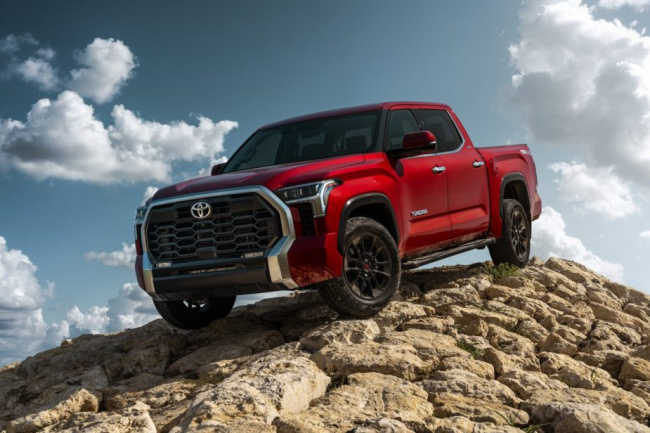 toyota, tundra, comparing 2022 toyota tundra sales to rivals is miserable
