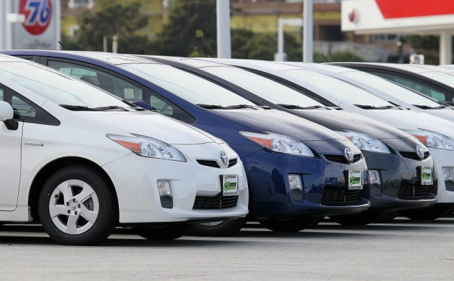 prius, toyota, the 2010 toyota prius gets you a fuel-efficient reliable used car under $12,000