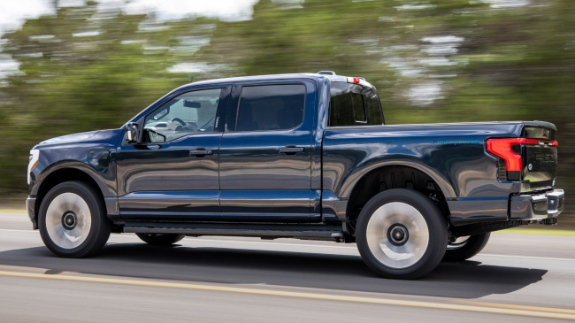 ford f-150 lightning exclusive drive