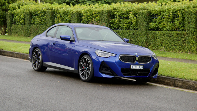 2 series, 2023, 230i, 230i coupe, bmw 230i, coupe, rear wheel drive, turbo, ultimate driving machine, weight distribution, 2023 bmw 230i m sport coupe review