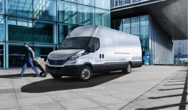 commercial, tyres, telematics, iveco edaily to make debut at commercial vehicle show