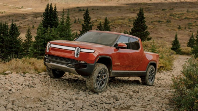 car safety, rivian, trucks, safest midsize truck isn’t a toyota or ford, says iihs