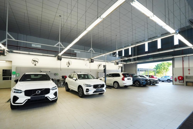 auto news, volvo, volvo car malaysia, sime darby swedish auto, volvo 3s centre, volvo 3s centre setia alam, volvo showroom shah alam, new volvo 3s centre launched in setia alam