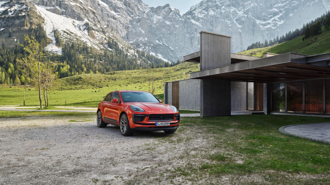 porsche's macan baby suv revised for 2022
