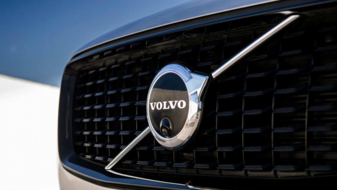 Volvo XC90 T8 Recharge - front grille