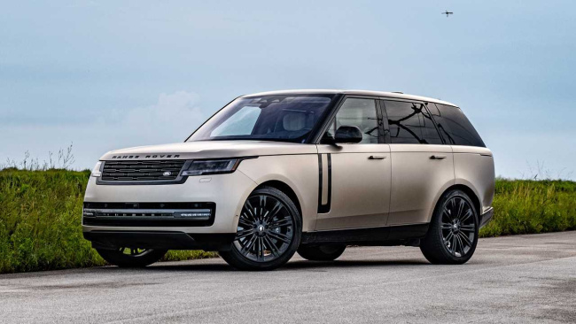 range rovers are painful to insure in london due to high theft risk