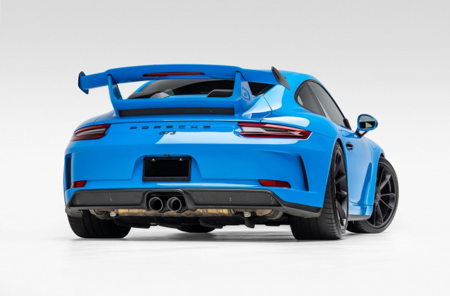 handpicked, sports, american, news, muscle, newsletter, classic, client, modern classic, europe, features, luxury, trucks, celebrity, off-road, exotic, asian, italian, paint-to-sample 911 gt3 rs in captivating mexico blue is selling on pcarmarket