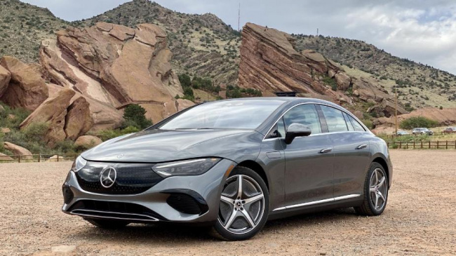luxury cars, luxury suv, mercedes-benz takes electric driving farther with 1 simple feature