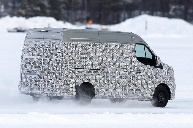 renault, master, car news, tradie cars, spy pics, new renault master tries to blend in