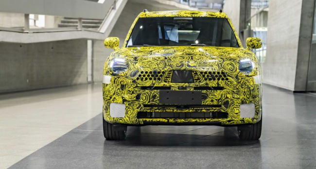 autos mini, electric mini countryman gears up for series production at bmw's leipzig plant