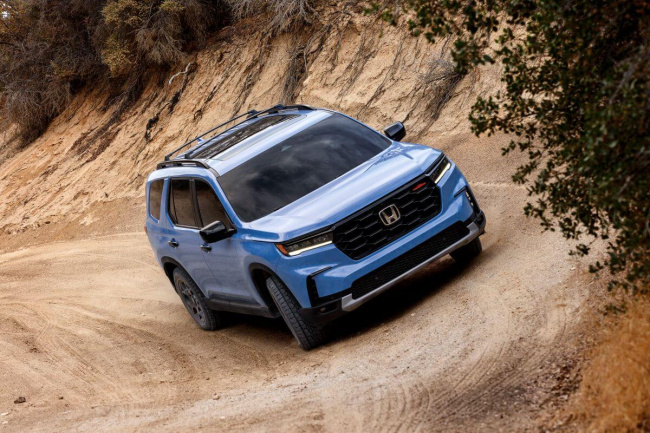 honda, pilot, small midsize and large suv models, why the honda pilot is 1 of the best redesigned suvs for 2023, according to hotcars
