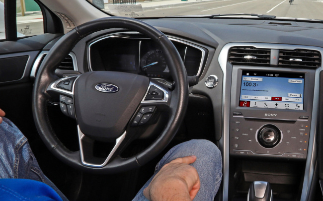 Ford patents self-driving car that will take itself back to showroom if finance payments are missed
