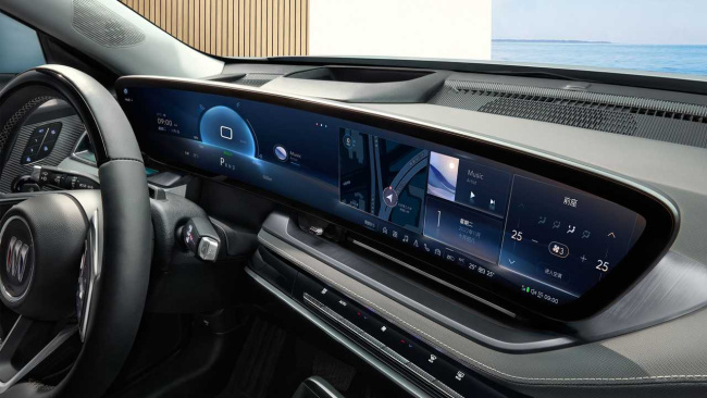 buick electra e5 reveals interior with curved 30-inch 6k oled display