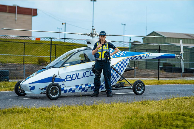 car news, technology, flying police car lands in oz