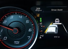 features, new car, 5 features that new cars could do without