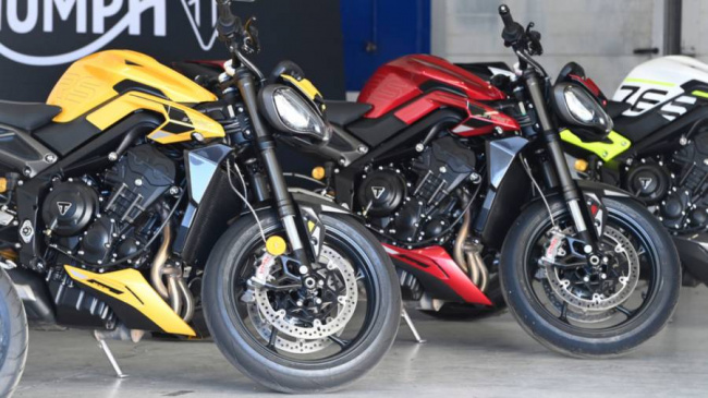 2023 triumph street triple rs, triumph street triple, 2023 triumph street triple 765, 2023 triumph street triple r, 2023 triumph street triple 765 r, 2023 triumph street triple moto2, triumph street triple rs, street triple rs, triumph street triple rs 2023, triumph street triple 765 rs, 2023 triumph street triple, 2023 triumph street triple 765 rs, triumph street triple 765 rs 2023, street triple review, triumph street triple 765, street triple r, triumph, rohit paradkar, , overdrive, 2023 street triple rs review - not just a track tool