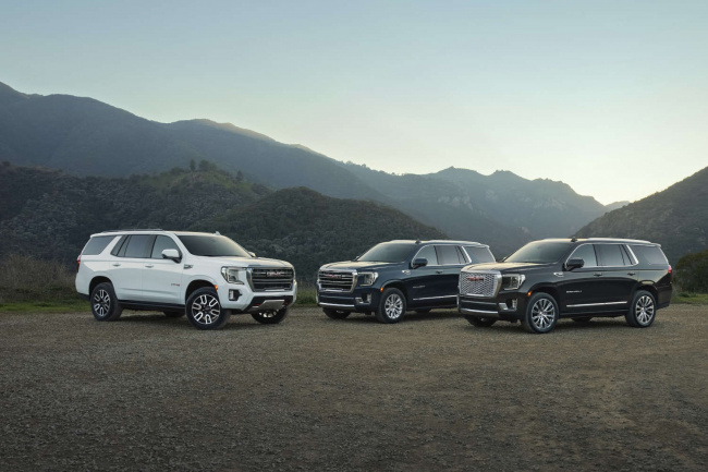 small midsize and large suv models, yukon, what is the average cost of a 2022 gmc yukon?