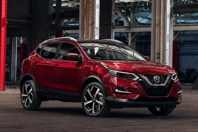 recall, nissan recalls over 700k rogue and rogue sport suvs for risk of shutoff while driving
