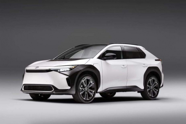 bz4x, toyota, why the toyota bz4x is 1 of the best redesigned suvs for 2023, according to hotcars