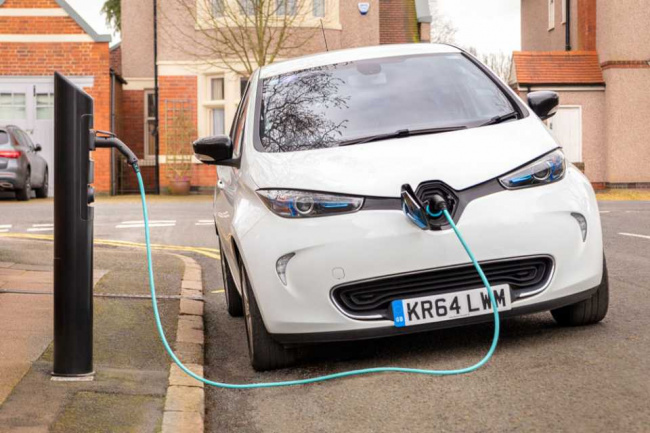 ev infrastructure, hydrogen, mobility, uk car market, char.gy installs 2000th lampost ev charge point